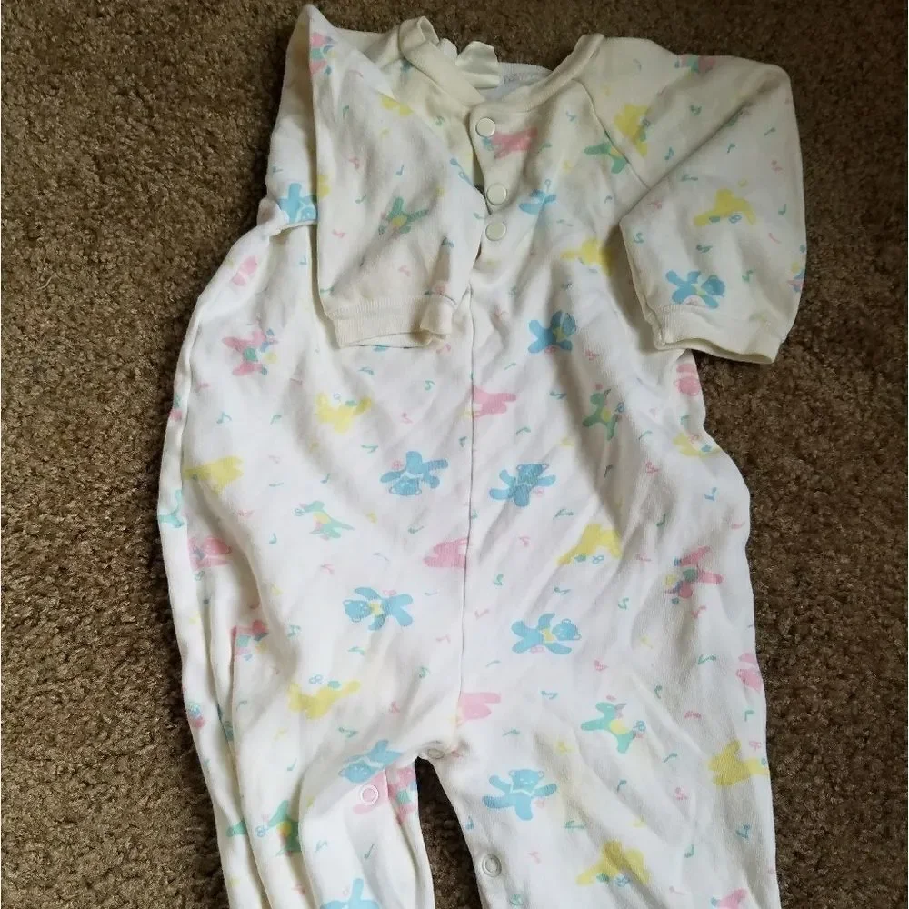 Kay-Bee Kids Baby Footless Pajamas Size 18 Months One-Piece Sleeper Outfit